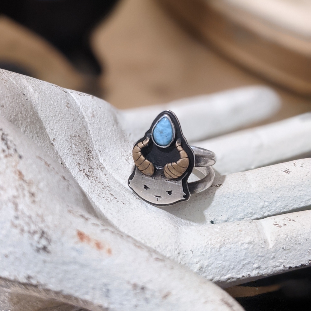 Sterling Silver Demon Kitty Larimar Ring